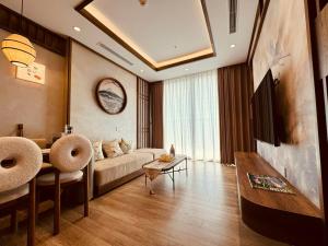 Sakura Homestay - Landmark Ecopark