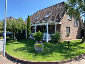 ZWITSCHERNEST Stilvolle helle Ferienwohnung Gästezimmer Monteurwohnung für 1 bis 6 Personen 3 Zimmer 60 qm