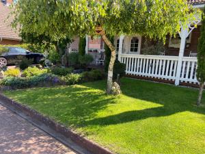 ZWITSCHERNEST Stilvolle helle Ferienwohnung Gästezimmer Monteurwohnung für 1 bis 6 Personen 3 Zimmer 60 qm