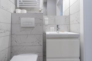 Viktoria Charming Apartaments by BookingHost