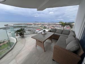 Balboa Avenue Sky Suites