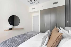 Silkhaus Vacation Homes Opera district in Downtown new tower with pool & gym