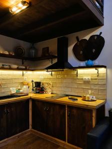 Kartalia wooden maisonette