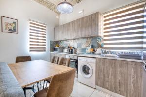 Stylish & Modern 1-Bedroom top floor unit in Gżira by SF Homes