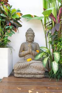 Villa Ryky near Luna Beach Club