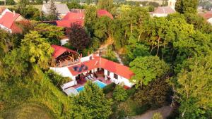 Alma Hof Vendégház