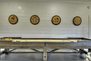 River Bend New listing Modern mountain luxury with amenities galore