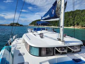 Catamaran Lagoon 440 Calypso