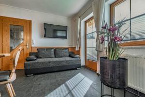 Appartement Sonne im Ferienhaus Johanna - Mayrhofen-Hippach- In der Nähe von der Skipiste