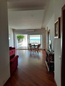 Apartamento de 2 dormitorios