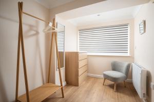 7 Lower Talland Apartments