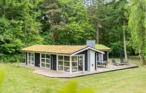 Amazing Home In Roslev With Wifi