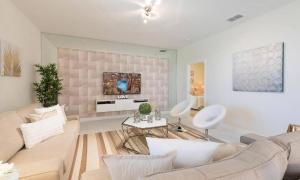 Last Minute Disney Getaway! Private Pool, Hot Tub & Games Room. Book Now! #60457