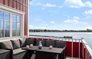 Gorgeous Apartment In Nykøbing Sj