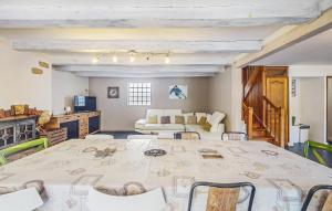 Maison Vue Sur Les Montagnes