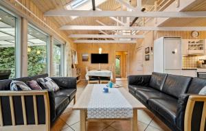 Gorgeous Home In Tarm With Sauna