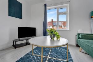 Comfortable 3BR Work or Family Stay Nottingham