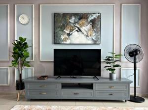 HYDE3 i-City ITQAN Premium Home - 8pax, Netflix, Parking