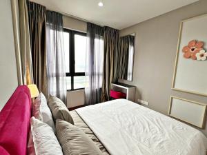 HYDE3 i-City ITQAN Premium Home - 8pax, Netflix, Parking