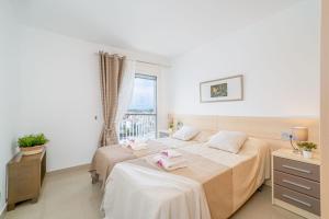 Apart-rent Penthouse Port Grec 0160