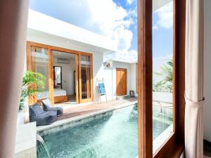 Villa De Tutti - 2BR Pool Villa Near Seminyak