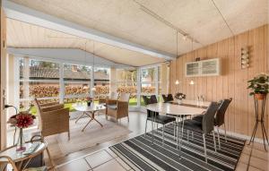 Gorgeous Home In Tarm With Wifi