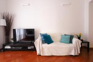 SVA18 - Fully equipped large flat - S Ambrogio