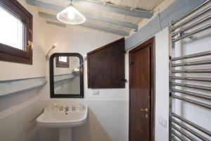 Laurina F1 Studio with Panoramic Terrace - LOCAPPART