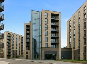 2 Bed Riverside Flat in Wandsworth