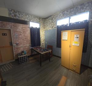 211 Olan Place Spacious Studio with free Wi-Fi