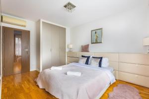 Apartament Leszczyńska, Powiśle