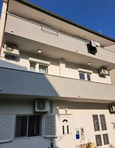 Apartment Igrane 10033a