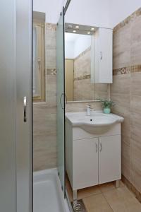 Apartments with parking space Selce, Crikvenica - 24439