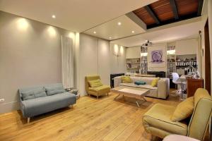Maisons de vacances House with garden RER & Metro line 1 to 5 min : photos des chambres