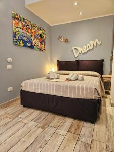 PETITE MAISON ELEGANTE MONOLOCALE CON TERRAZZA