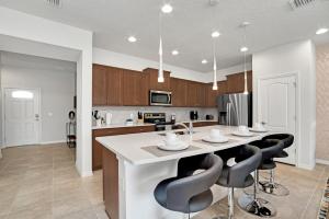 Last Minute Disney Getaway! Private Pool, Hot Tub & Games Room. Book Now! #28034