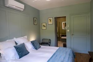 Maisons d'hotes Villa Saint-Lager - Sejour de charme au coeur du Beaujolais : photos des chambres