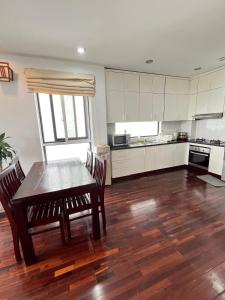 Davidducs Apartment 4F Xom Chua