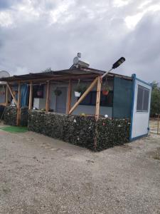 Camping malul marii Corbu