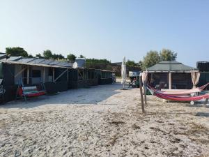 Camping malul marii Corbu