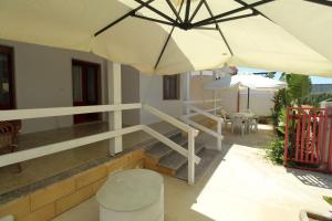 Villetta Girasole, by apulia home
