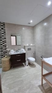 Red at Home Luxe Appartement