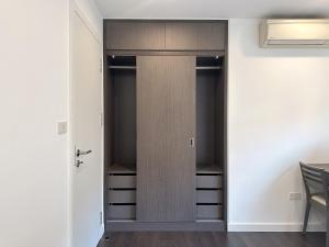 Tô Ngọc Vân - Căn hộ 1 ngủ view hồ