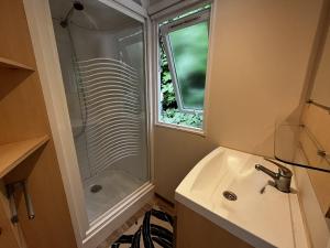 Campings Camping Le Sequoia : photos des chambres