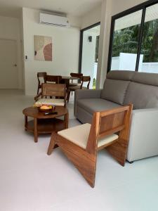 Passara Villas - Family Private Pool Villa with Mountain View Ao Nang