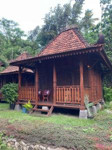 joglo karinduaji madasari