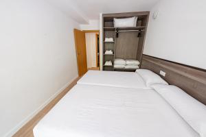 One-Bedroom Apartment room in Park Suites Salou