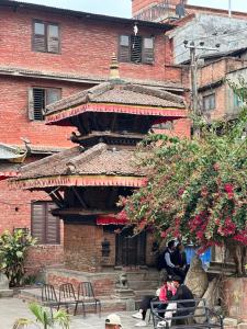 Yogis Heritage in Patan - Heritage Family Studio