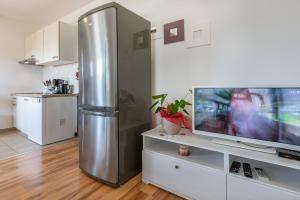 Apartment Ugrin, a cozy and relaxing retreat minutes from the Beach