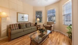 Last Minute Disney Getaway! Private Pool, Hot Tub & Games Room. Book Now! #97649